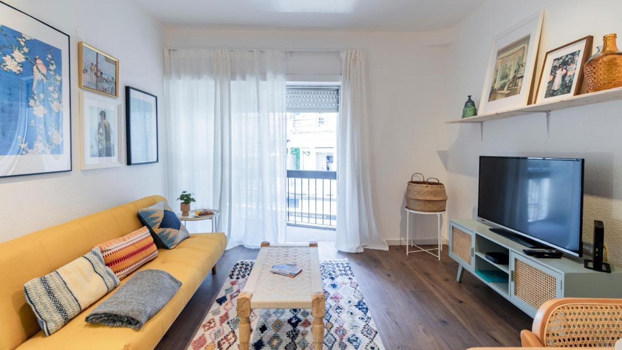 Happy Corner In The Heart Of Porto By Lovelystay Екстериор снимка